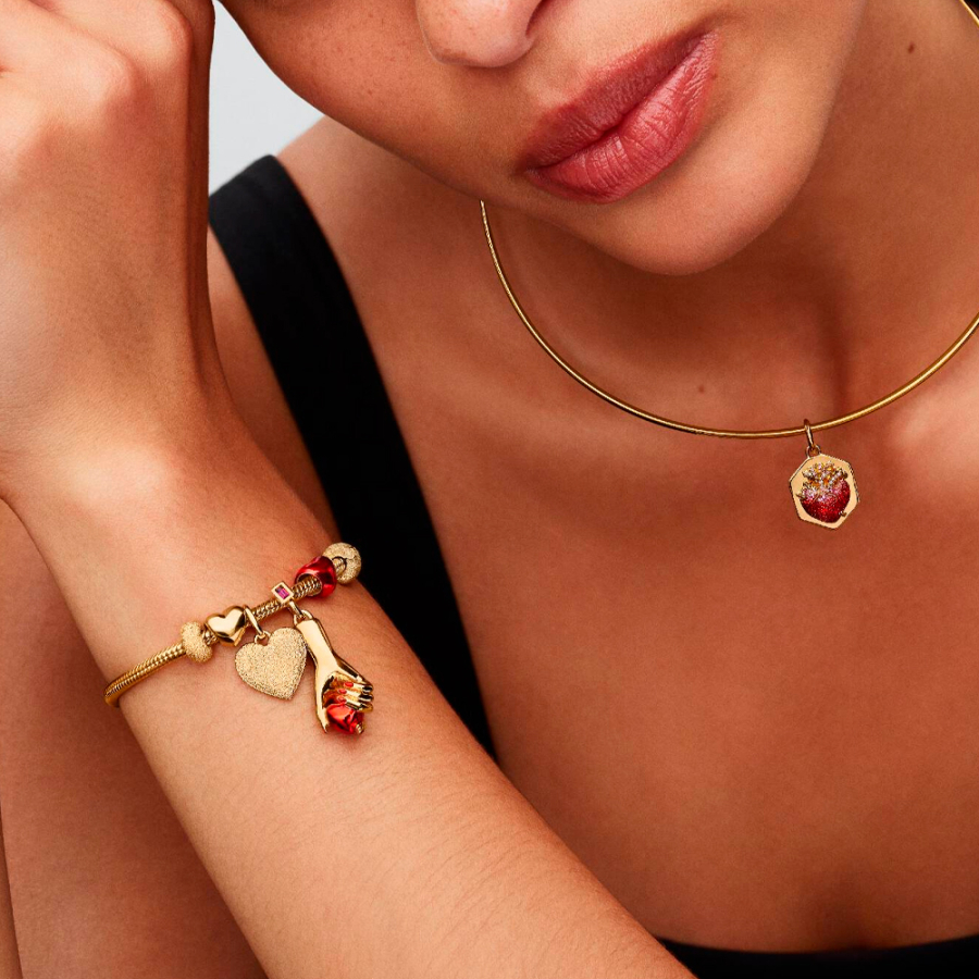charm-mini-corazon-rojo-metalico-794785c03 charm-mini-corazon-rojo-metalico-794785c03