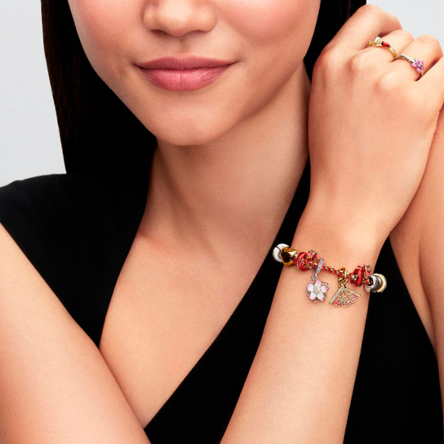 charm-colgante-abanico-de-mulan-de-disney-764954c01