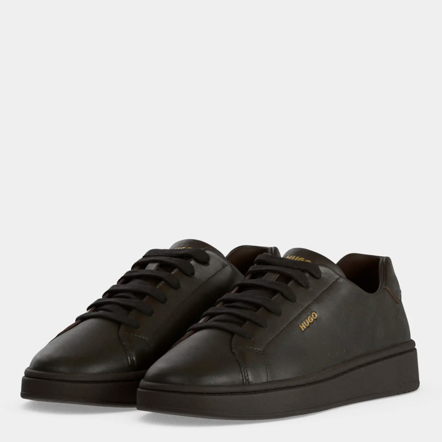zapatillas-deportivas-de-piel-con-logo-en-tono-dorado