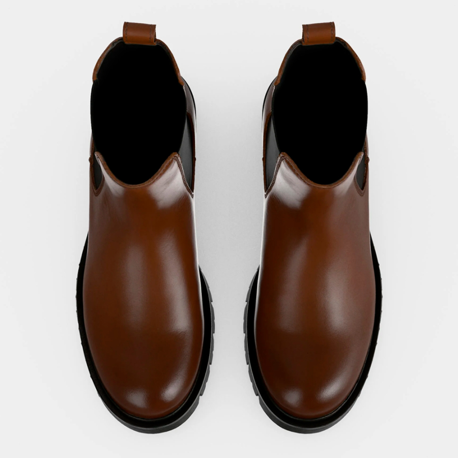 leather-chelsea-boots-with-studs